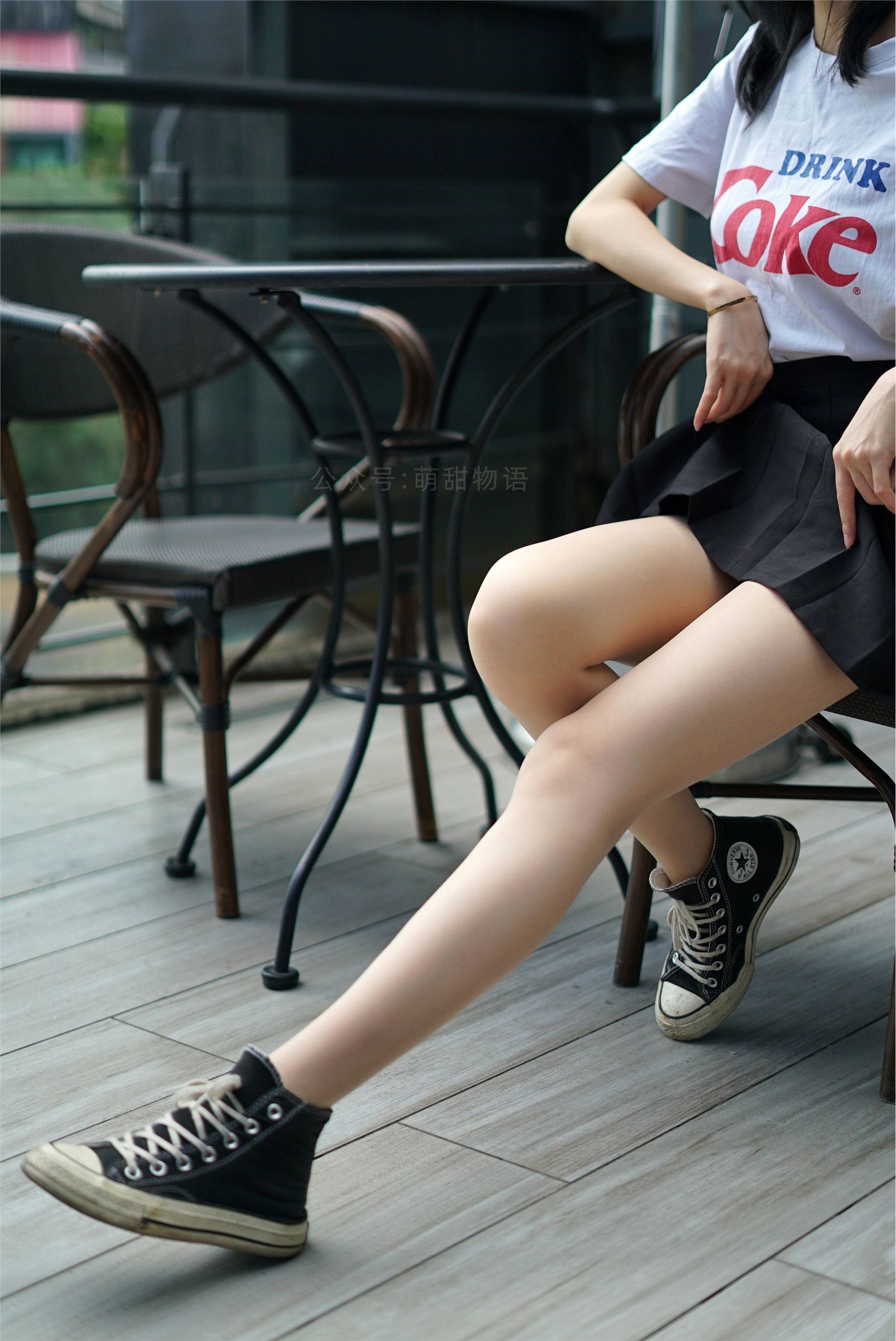 萌甜物语 XM107《清纯百褶裙-腿腿》